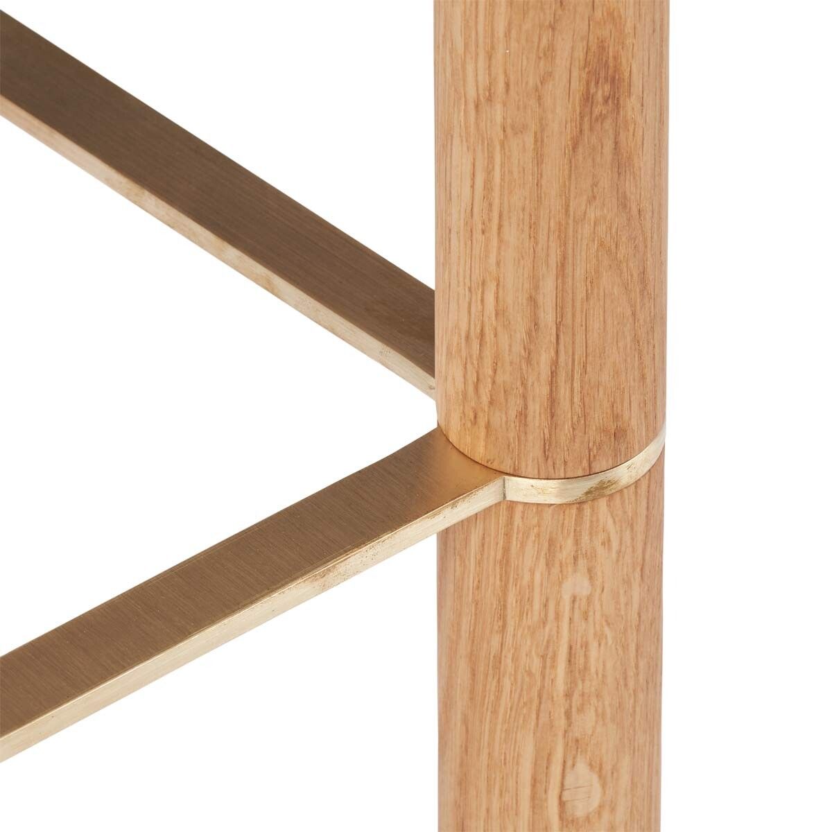 Emilia Barhocker | Design Möbel Perlweiß