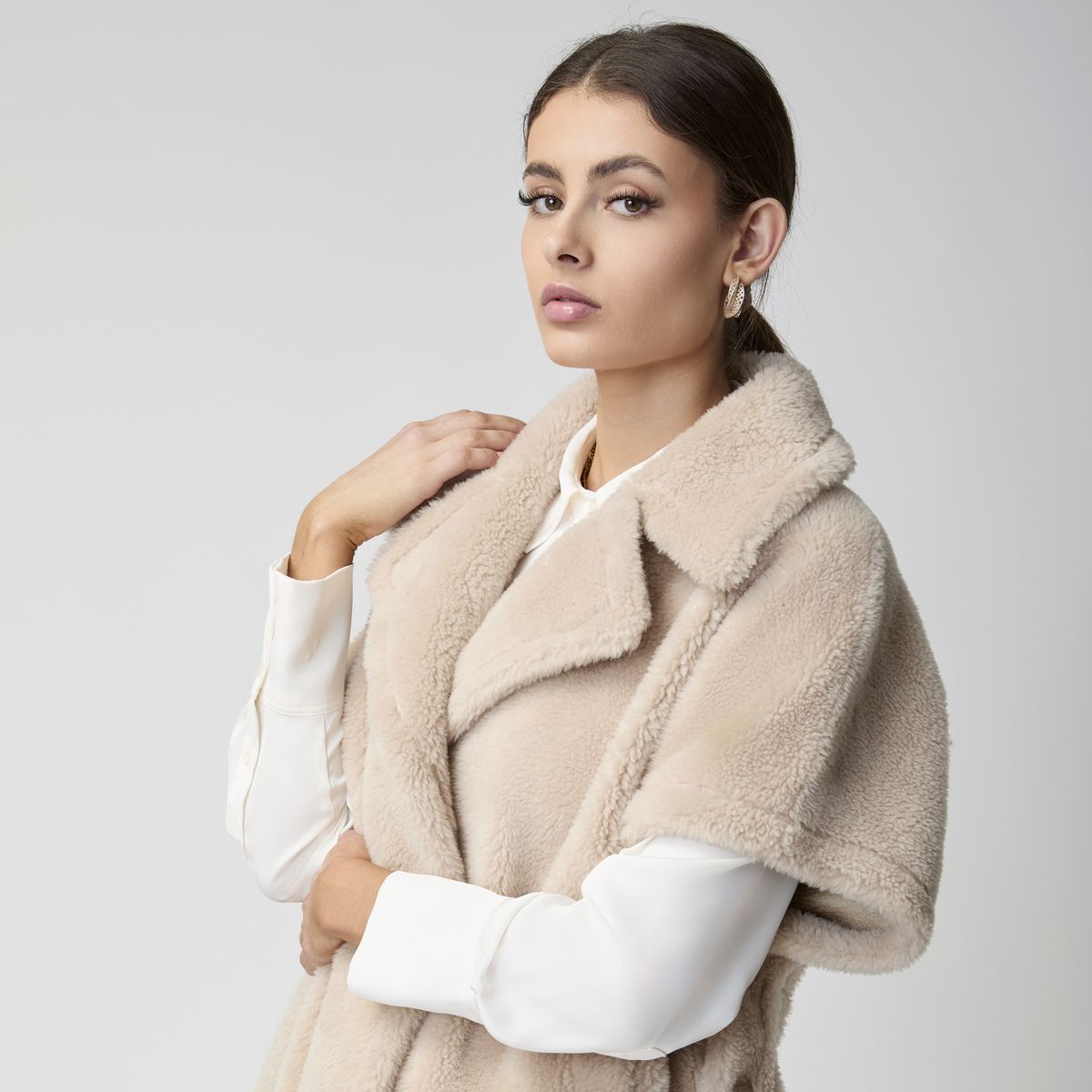 Elvira Poncho | Lammwolle Taupe