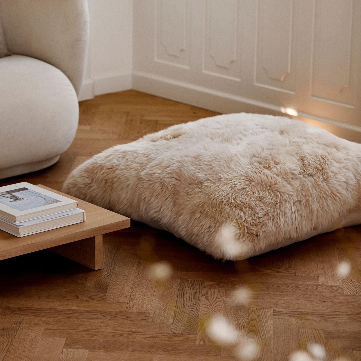 Maxi Float Lammfellkissen | Langhaar | Neuseeland | Einseitig | 90x90 cm Schwarz