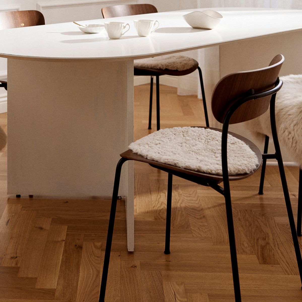 Lammfell Stuhlauflage | Kurzhaar | Neuseeland | D38 cm Anthrazit