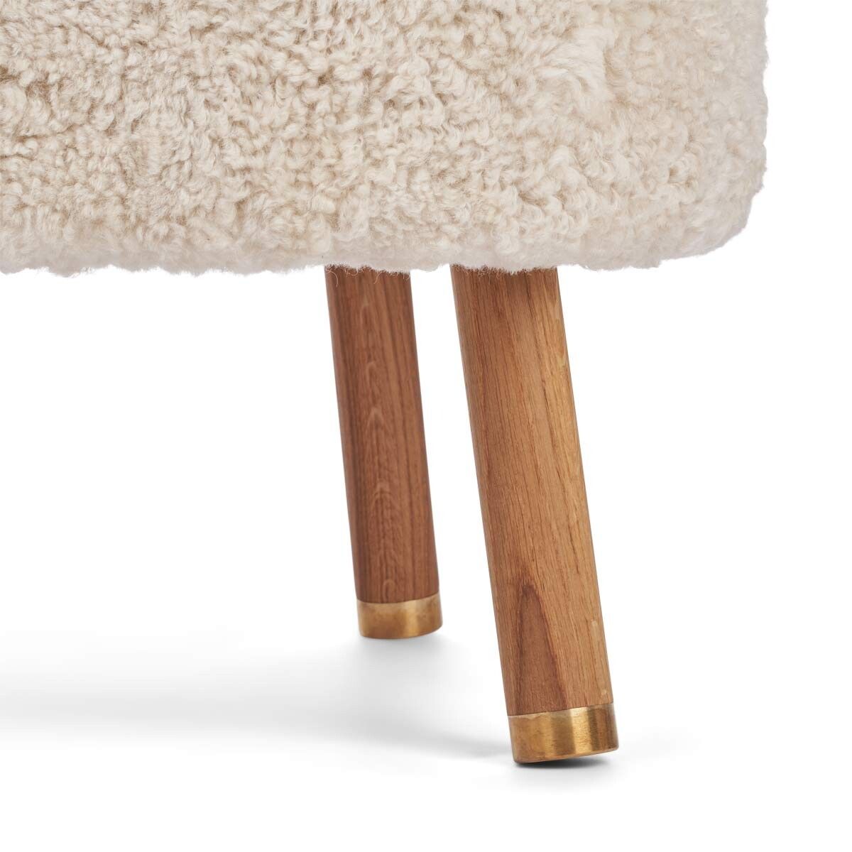 Emil Loungesessel | Kurzhaar | Design Möbel Perlweiß