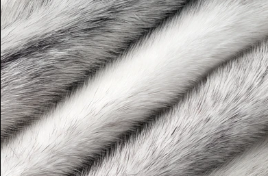 Schal aus Nerz Black Cross