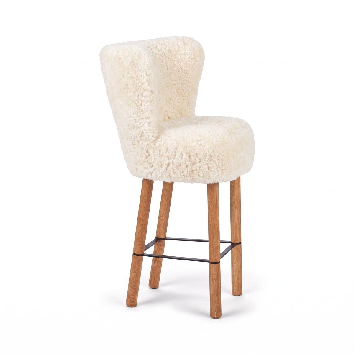 Emilia Barhocker | Design Möbel Weiß