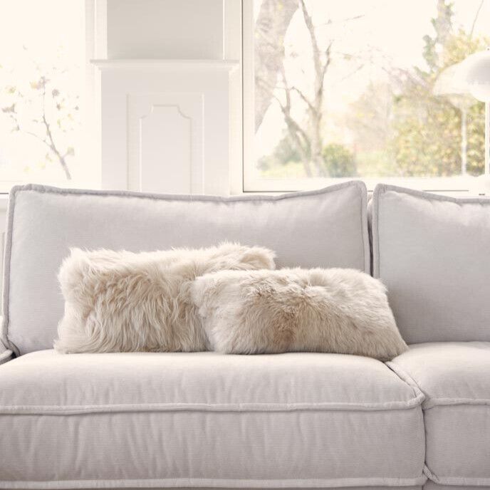 Lammfellkissen | Langhaar | Neuseeland | 28x56 cm Schwarz