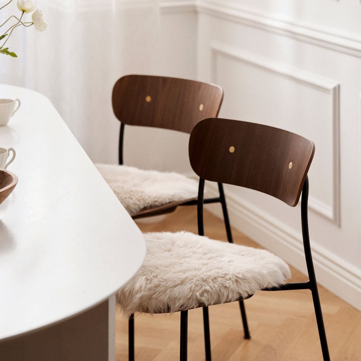 Lammfell Stuhlauflage | Langhaar | Neuseeland | D38 cm Candy