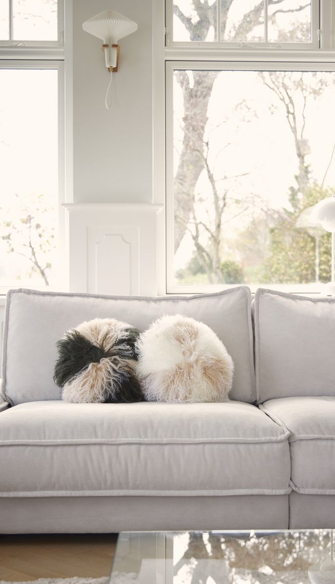 Lammfellkissen | Tibet | Rund | D38, D45 & D62 cm Arctic Sunrise/Dove