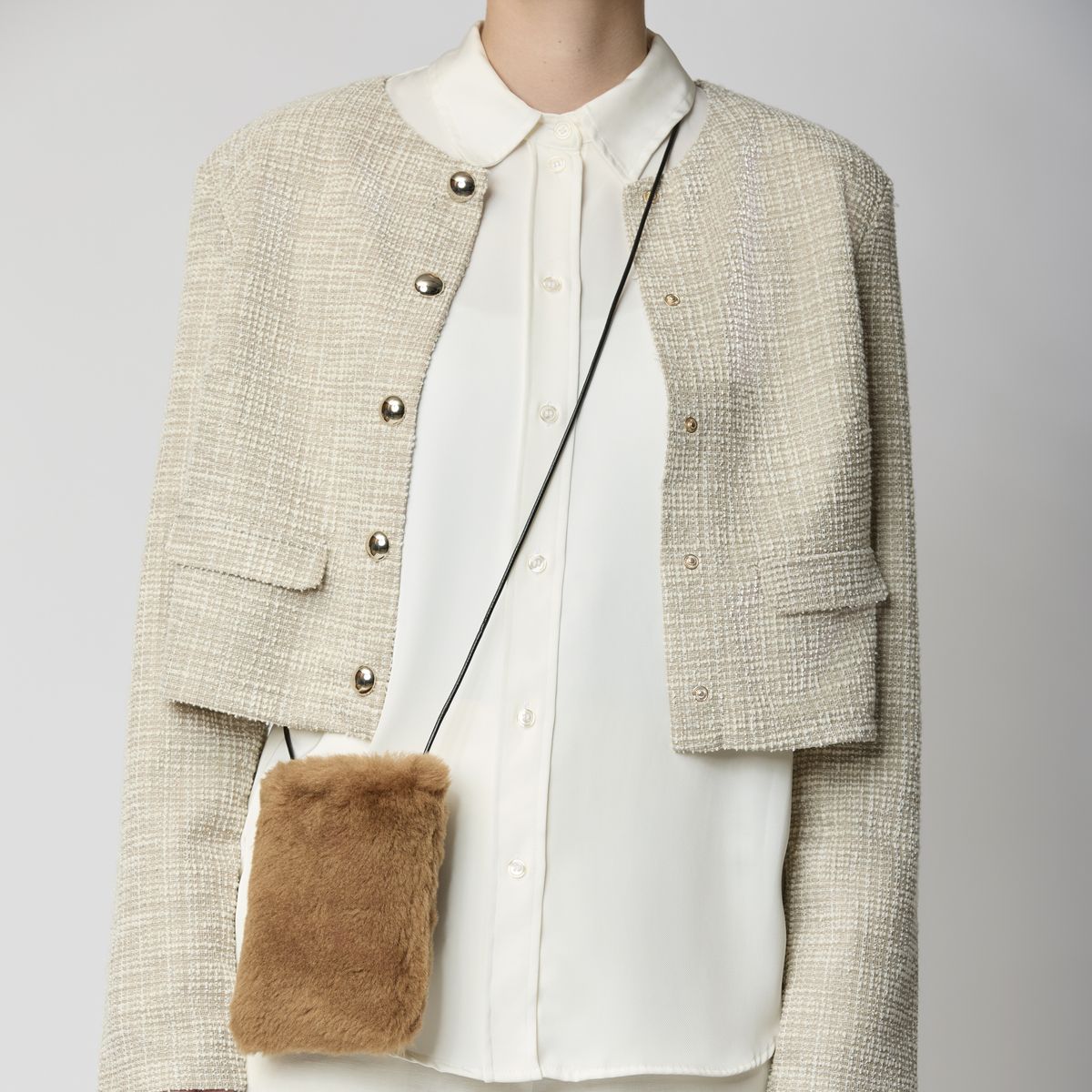 Gwen Handytasche | Lammfell Beige