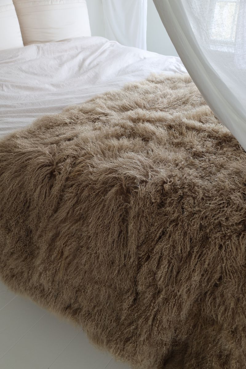 Lammfell Plaid | Tibet | 140x180 cm Arctic Sunrise