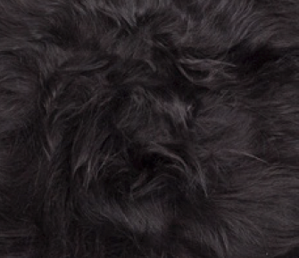 Theo Bank mit Lammfell | Island | Eichenbeine Schwarz