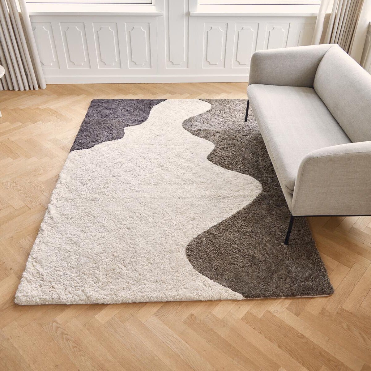 Lammfell Designerteppich | Kurzhaar | Neuseeland Anthrazit/Cappuccino/Leinen