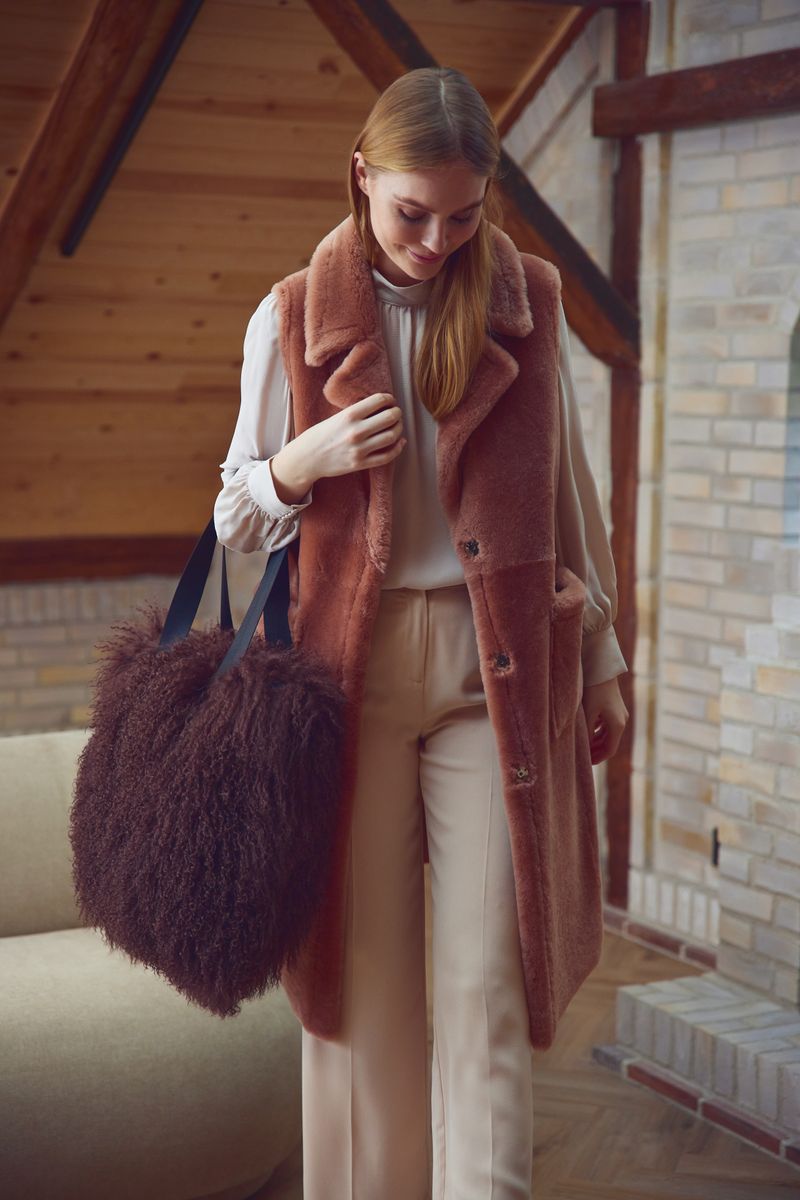 Raelynn Weste | Shearling