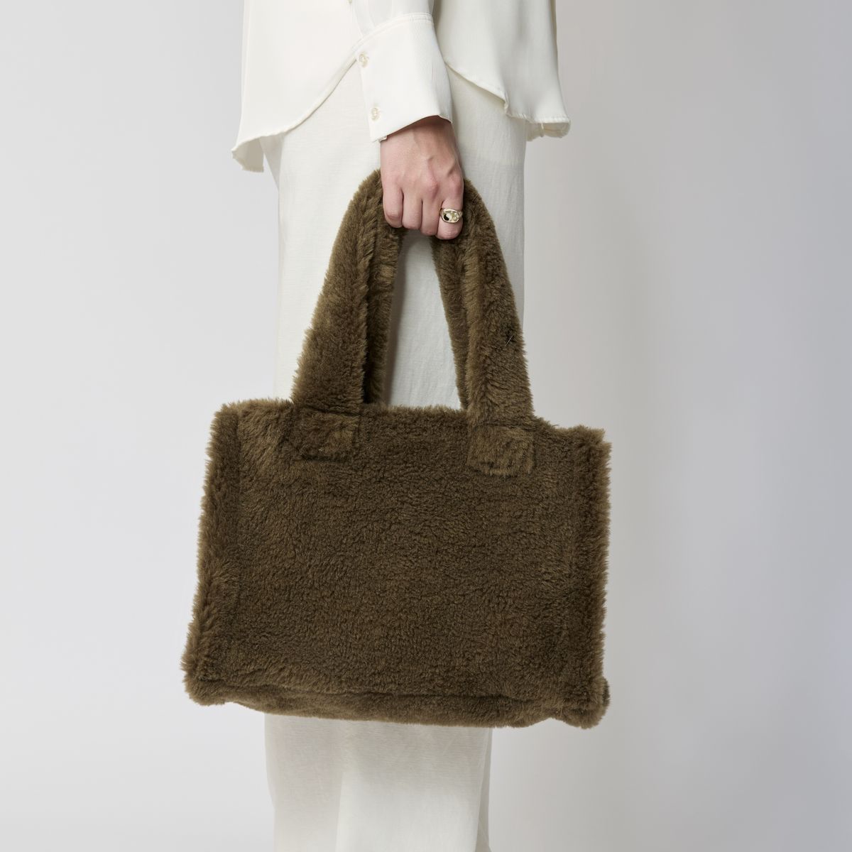 Mini Glory Shopper | Lammwolle Beige