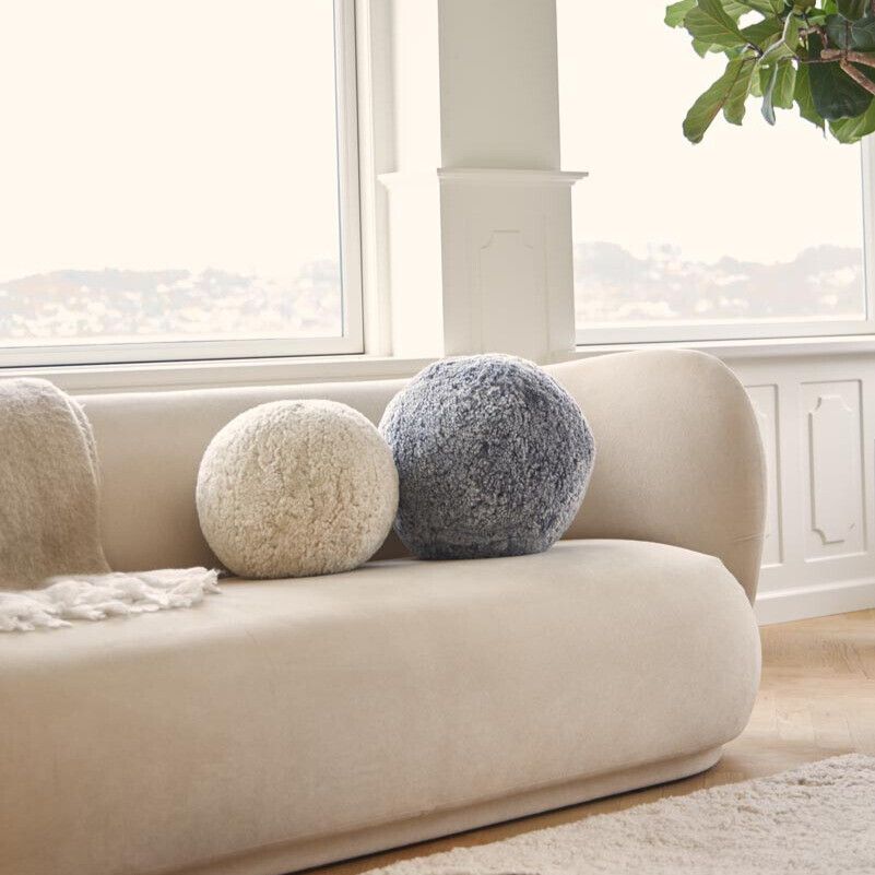 Angelite Kissenball | Kurzhaar | Neuseeland | D25/30/35 cm Schwarz