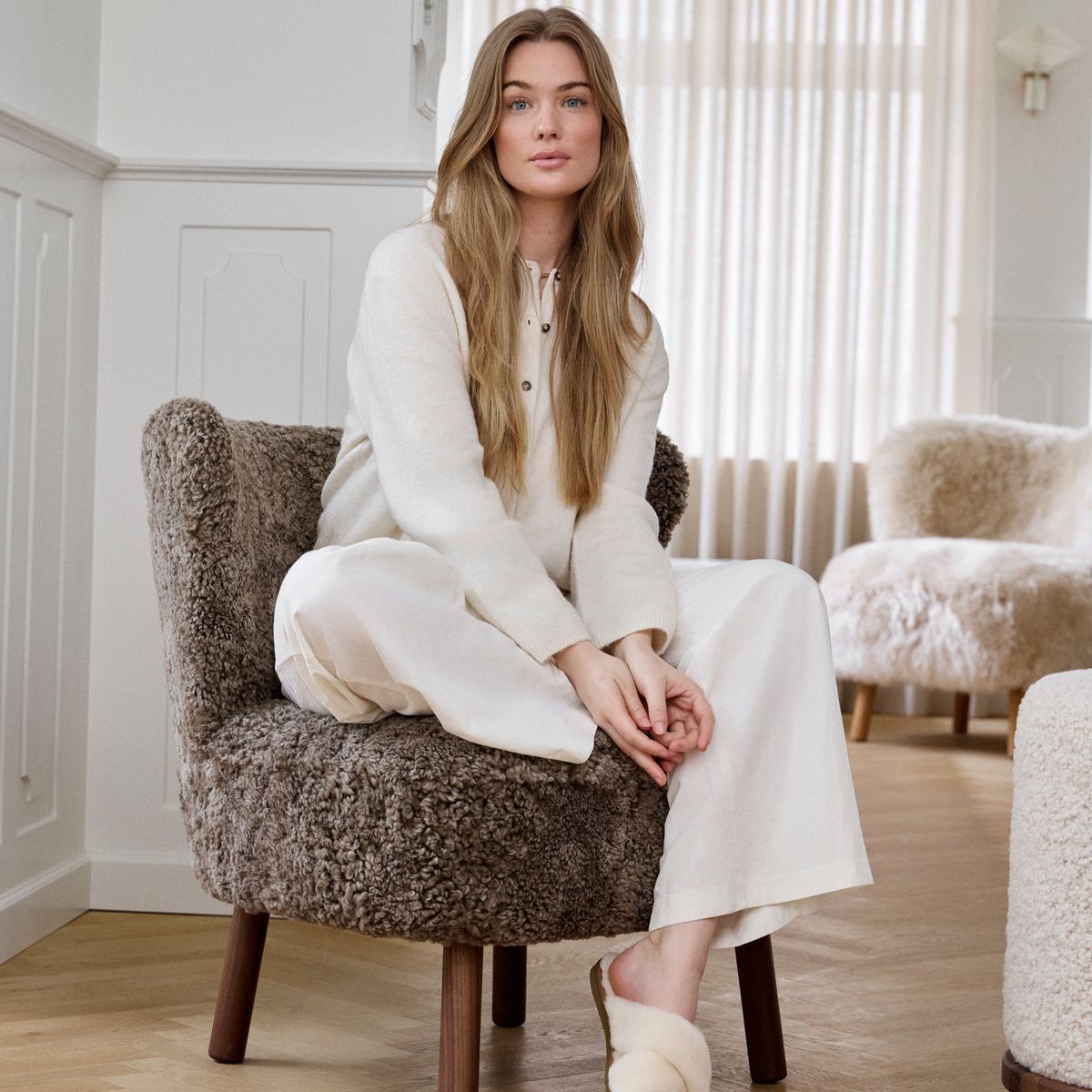 Emily Loungesessel | Kurzhaar | Design Möbel Anthrazit