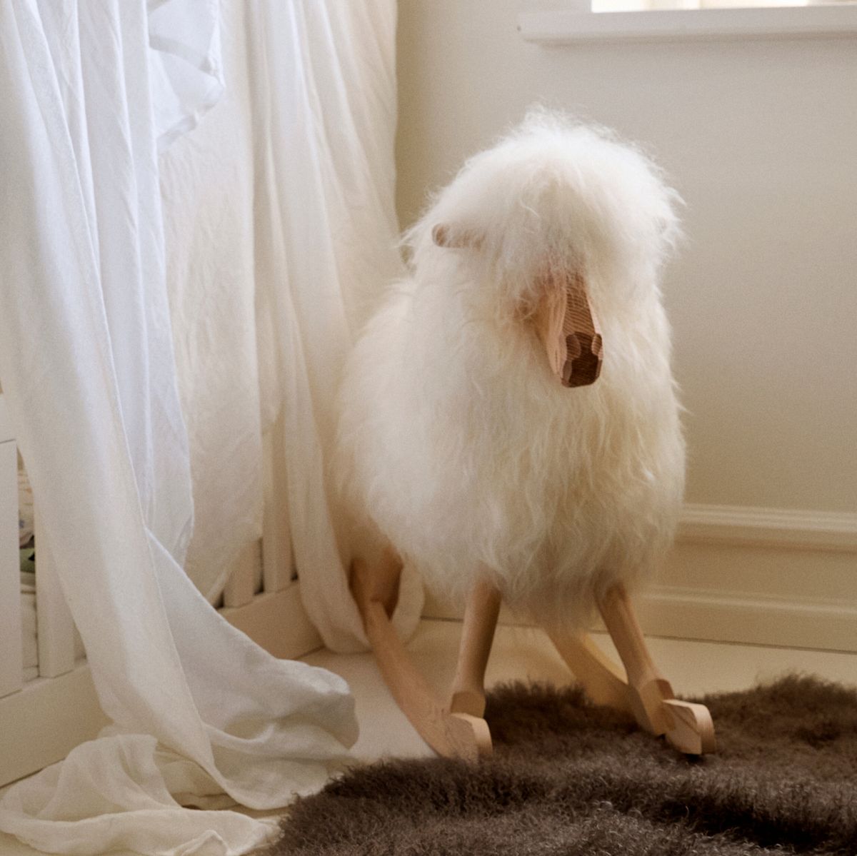 Schaukelschaf | Povl Kjer Design | Kurzhaar | Large Weiß