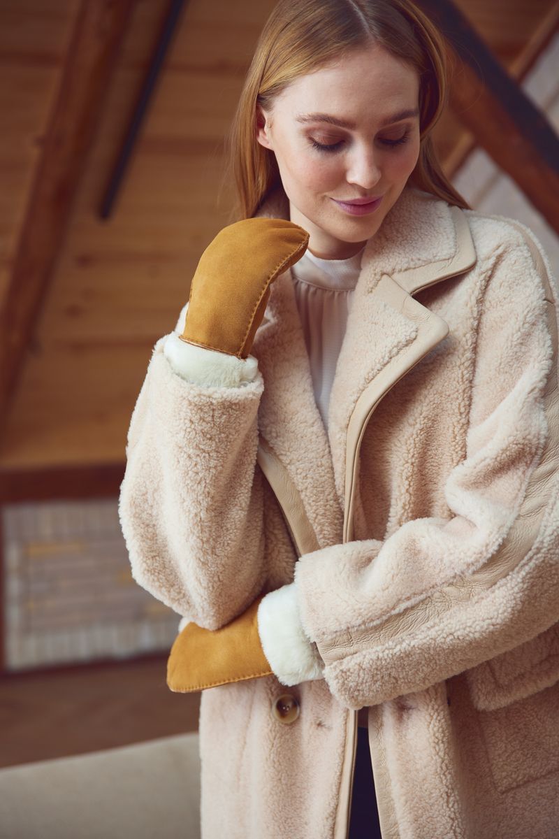 Jill Mantel | Shearling Beige