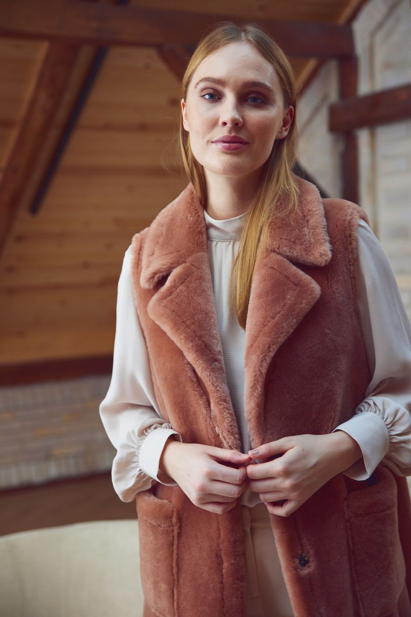 Raelynn Weste | Shearling