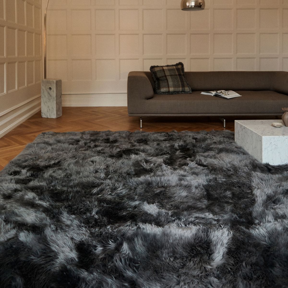 Lammfell Designerteppich | Langhaar | Neuseeland Schwarz