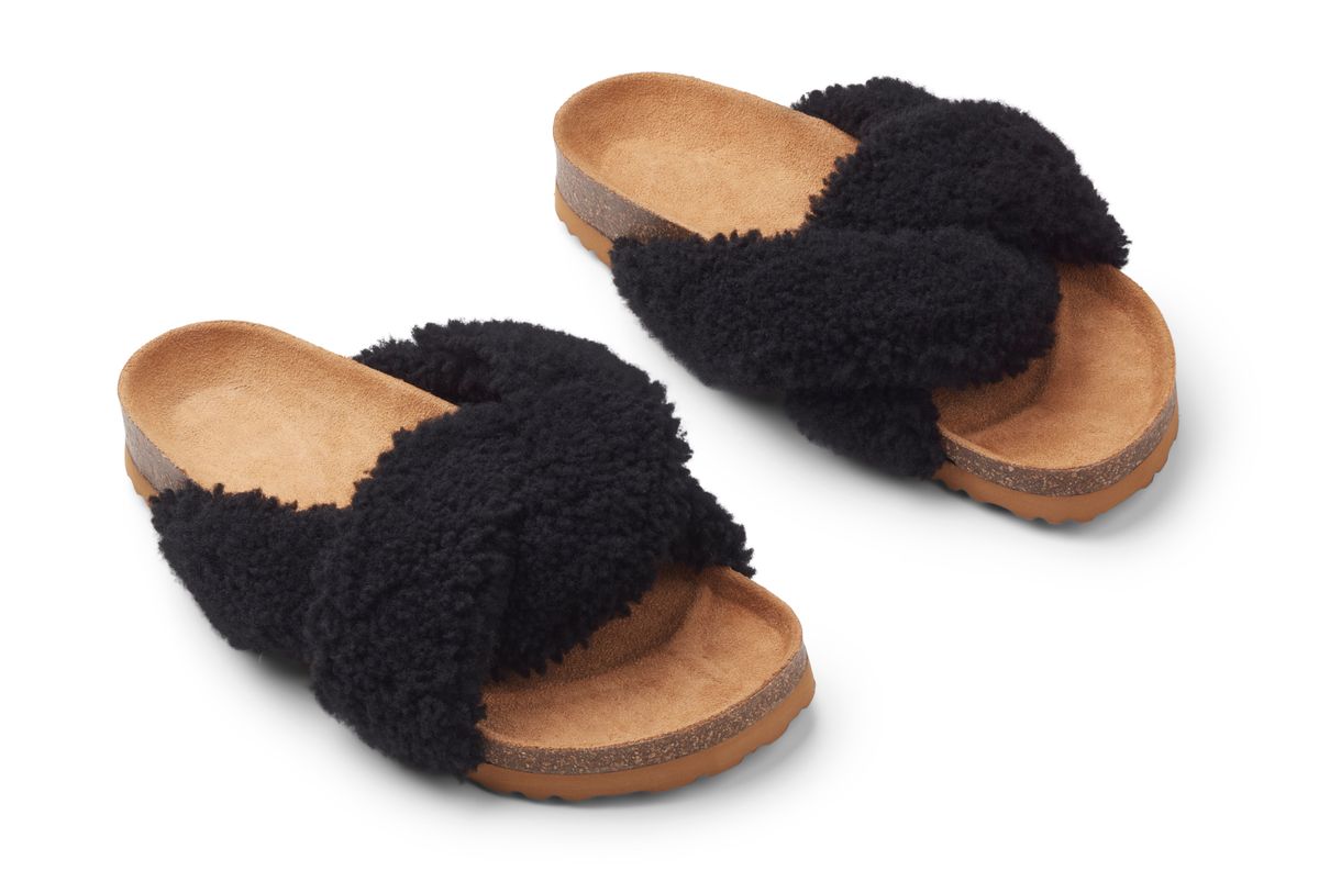 Lilly Cross Slippers | Lammwolle, Kork